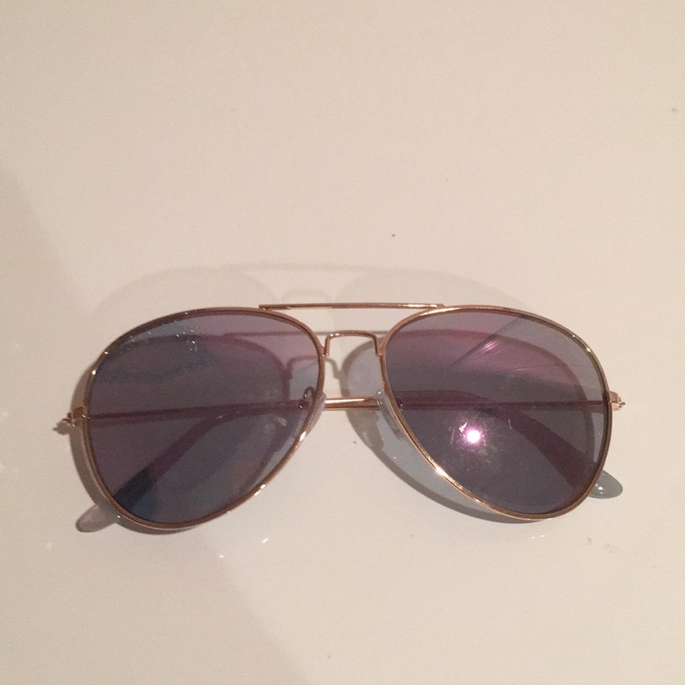 Aviator sunglasses